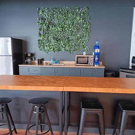 דירות Louiseville Loft Avec Vue A 180 Degre מראה חיצוני תמונה